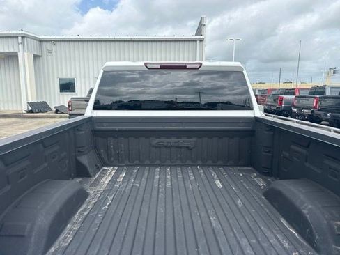 Used 2021 GMC Sierra 2500 AT4 AWD/4WD image 7