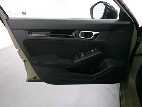 Used 2025 Honda Civic Sport image 10