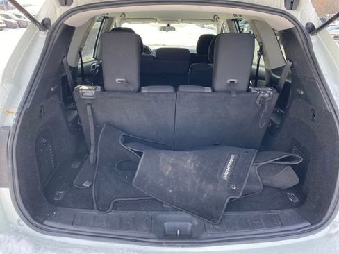 Used 2020 Nissan Pathfinder S image 18