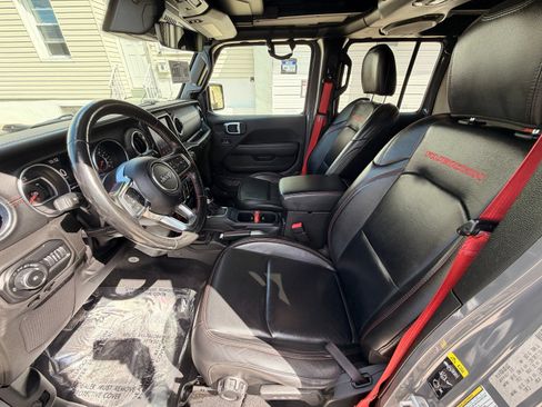 Used 2020 Jeep Wrangler Unlimited Rubicon w/ Quick Order Package 28Y Recon AWD/4WD image 13