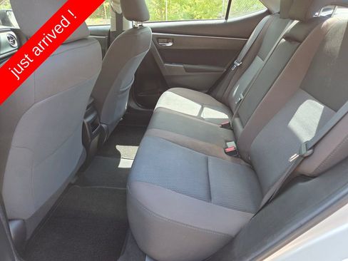 Used 2019 Toyota Corolla LE FWD image 21