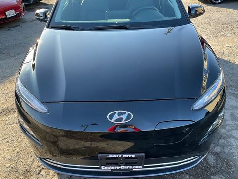 Used 2022 Hyundai Kona Limited w/ Cargo Package FWD image 93