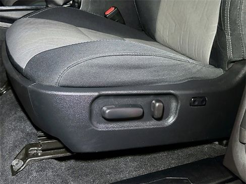 Used 2020 Toyota Tacoma TRD Sport image 20