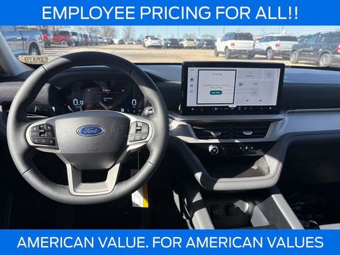 New 2026 Ford Explorer Active w/ Active Comfort Package AWD/4WD image 14