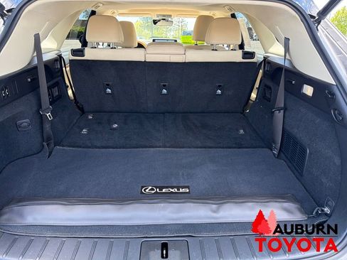 Used 2021 Lexus RX 350L Premium w/ Premium Package image 19