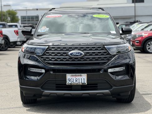 Certified 2023 Ford Explorer XLT w/ Equipment Group 202A RWD image 2