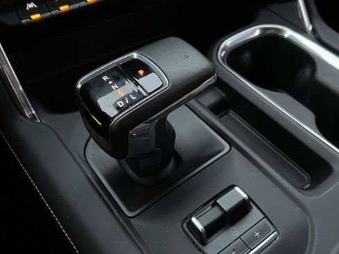 Used 2024 GMC Sierra 1500 Denali Ultimate image 30