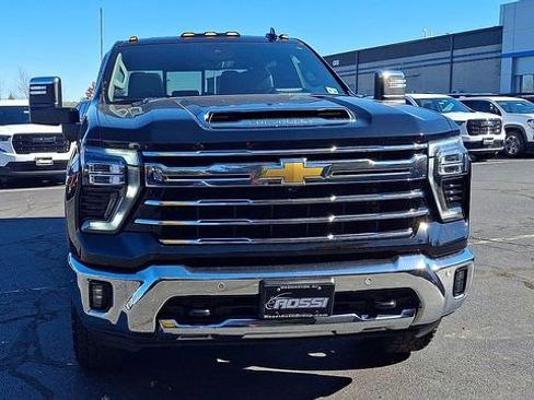 Certified 2024 Chevrolet Silverado 2500 LTZ w/ LTZ Premium Package image 3