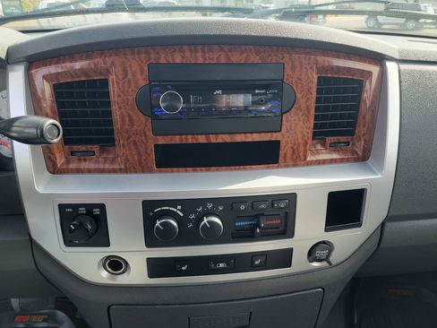 Used 2007 Dodge Ram 2500 Truck Laramie image 9