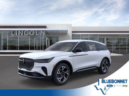 New 2026 Lincoln Nautilus Premier image 1