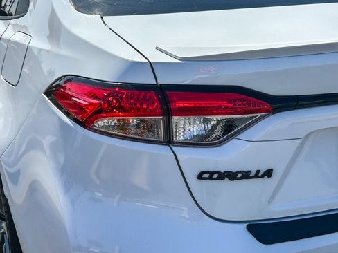 Used 2024 Toyota Corolla SE w/ SE Premium Package FWD image 10
