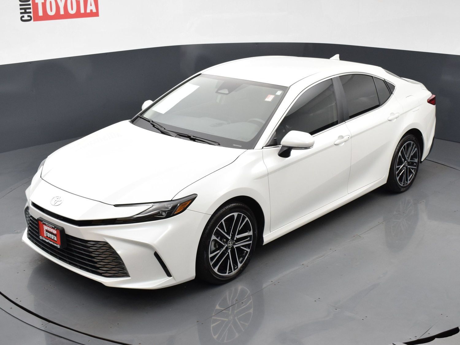 Used 2026 Toyota Camry XLE FWD image 25