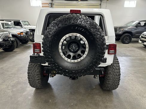 Used 2013 Jeep Wrangler Unlimited Sport AWD/4WD image 4