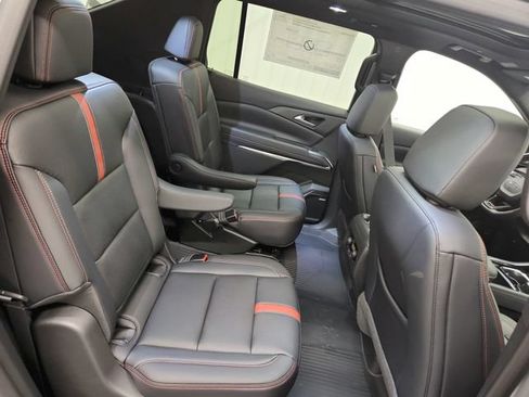 New 2026 Chevrolet Traverse RS w/ LPO, Floor Liner Package FWD image 41