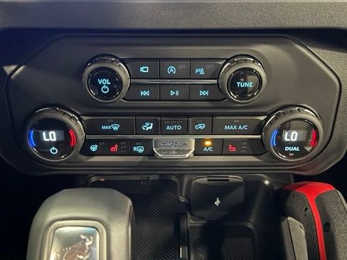 Used 2026 Ford Bronco Outer Banks w/ Sasquatch Package AWD/4WD image 27