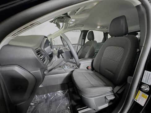 Used 2025 Ford Escape Active w/ Tech Pack #1 image 12