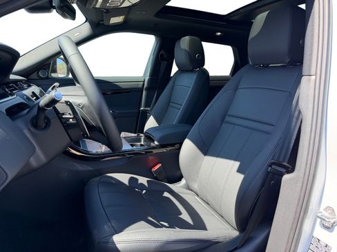 New 2026 Land Rover Range Rover Evoque Dynamic SE AWD/4WD image 10