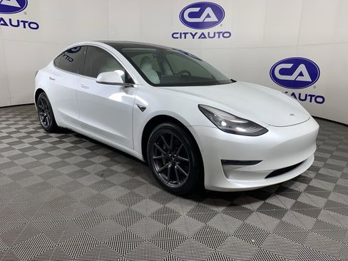 Used 2020 Tesla Model 3 Long Range image 1