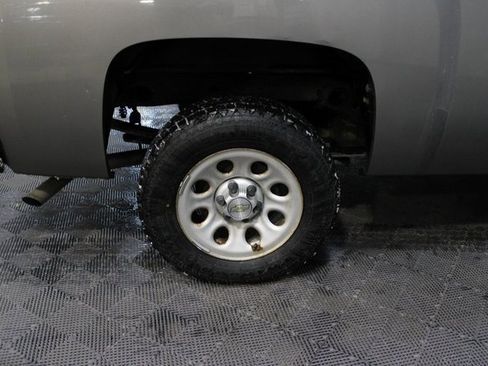Used 2009 Chevrolet Silverado 1500 W/T image 9