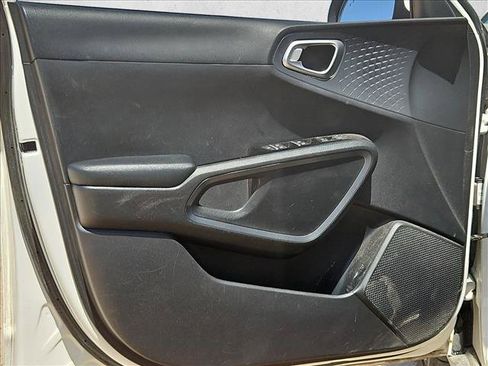 Used 2021 Kia Soul EX FWD image 10