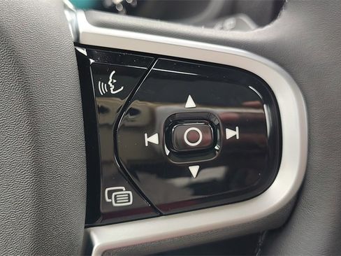 New 2026 Volvo XC90 B6 Ultra image 16