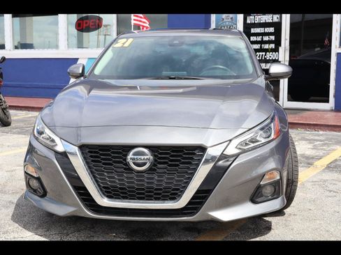 Used 2021 Nissan Altima 2.5 SL FWD image 3