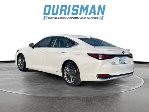 Used 2022 Lexus ES 300h 300h Luxury image 4
