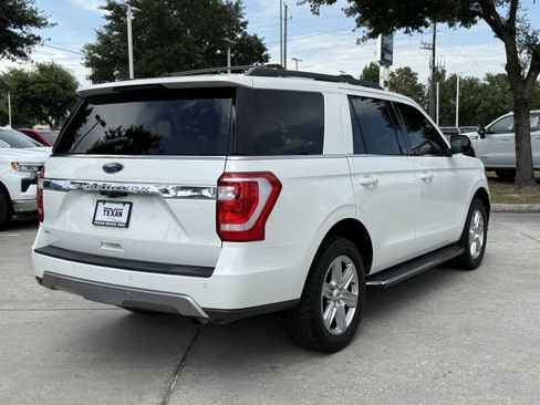 Used 2021 Ford Expedition XLT RWD image 5