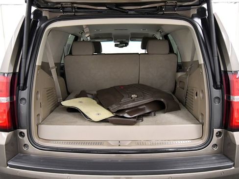 Used 2016 Chevrolet Tahoe LT AWD/4WD image 6