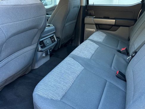 Used 2023 Ford F250 XLT w/ Black Appearance Package image 13