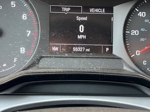 Used 2024 Chevrolet Trax LS FWD image 32