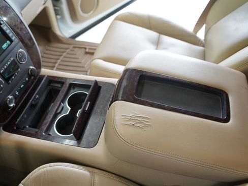 Used 2011 GMC Sierra 1500 Denali image 21