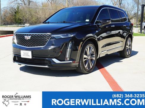 Used 2021 Cadillac XT6 Premium Luxury image 1