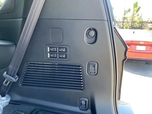 New 2026 Nissan Armada SL w/ Captain's Chari Seat Package image 26