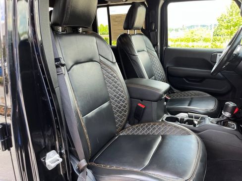 Used 2022 Jeep Gladiator Overland AWD/4WD image 26