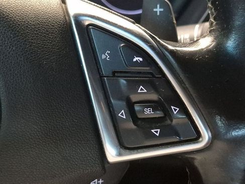 Used 2018 Chevrolet Camaro LT RWD image 12