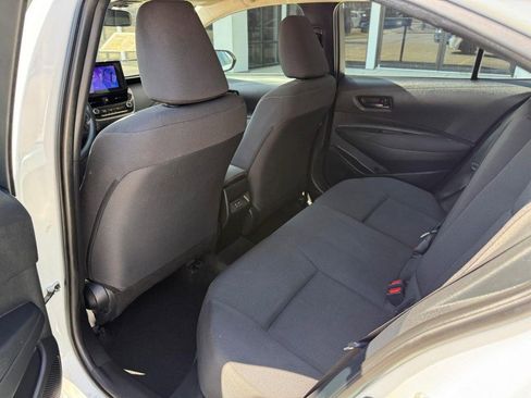Used 2024 Toyota Corolla LE image 19