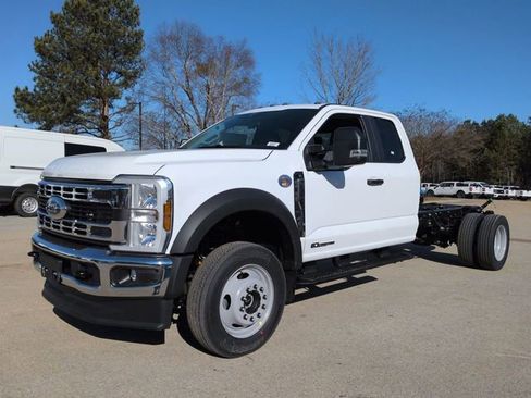 New 2026 Ford F550 4x4 Supercab Super Duty image 7