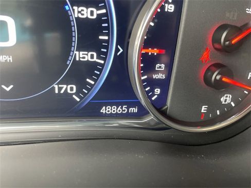 Used 2022 Chevrolet Traverse Premier w/ Redline Edition image 12