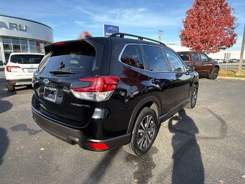 Used 2024 Subaru Forester Limited image 4