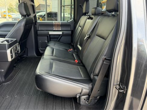 Used 2019 Ford F150 Lariat w/ Equipment Group 502A Luxury image 18