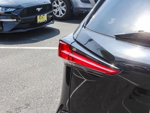 Used 2019 Lexus NX 300 FWD image 8