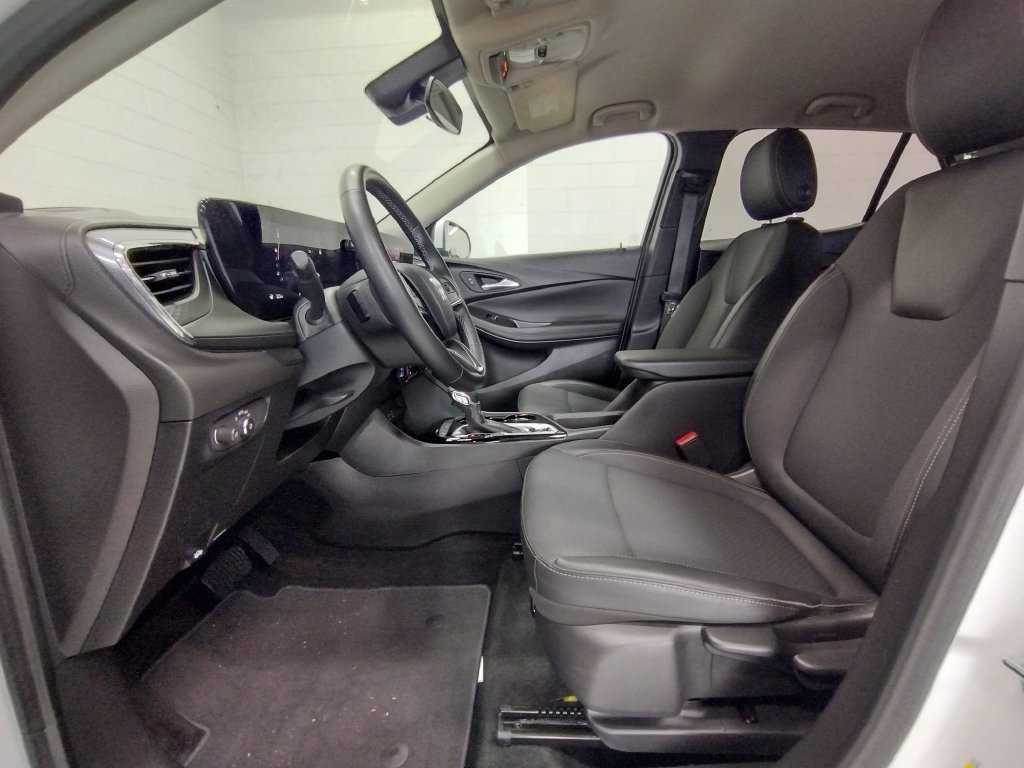 Used 2025 Buick Encore GX Preferred FWD image 18