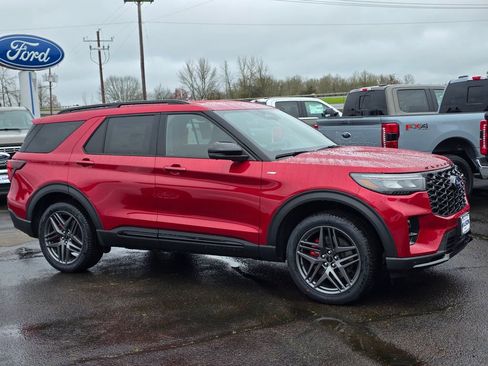 New 2026 Ford Explorer ST-Line w/ ST-Line Street Pack image 10