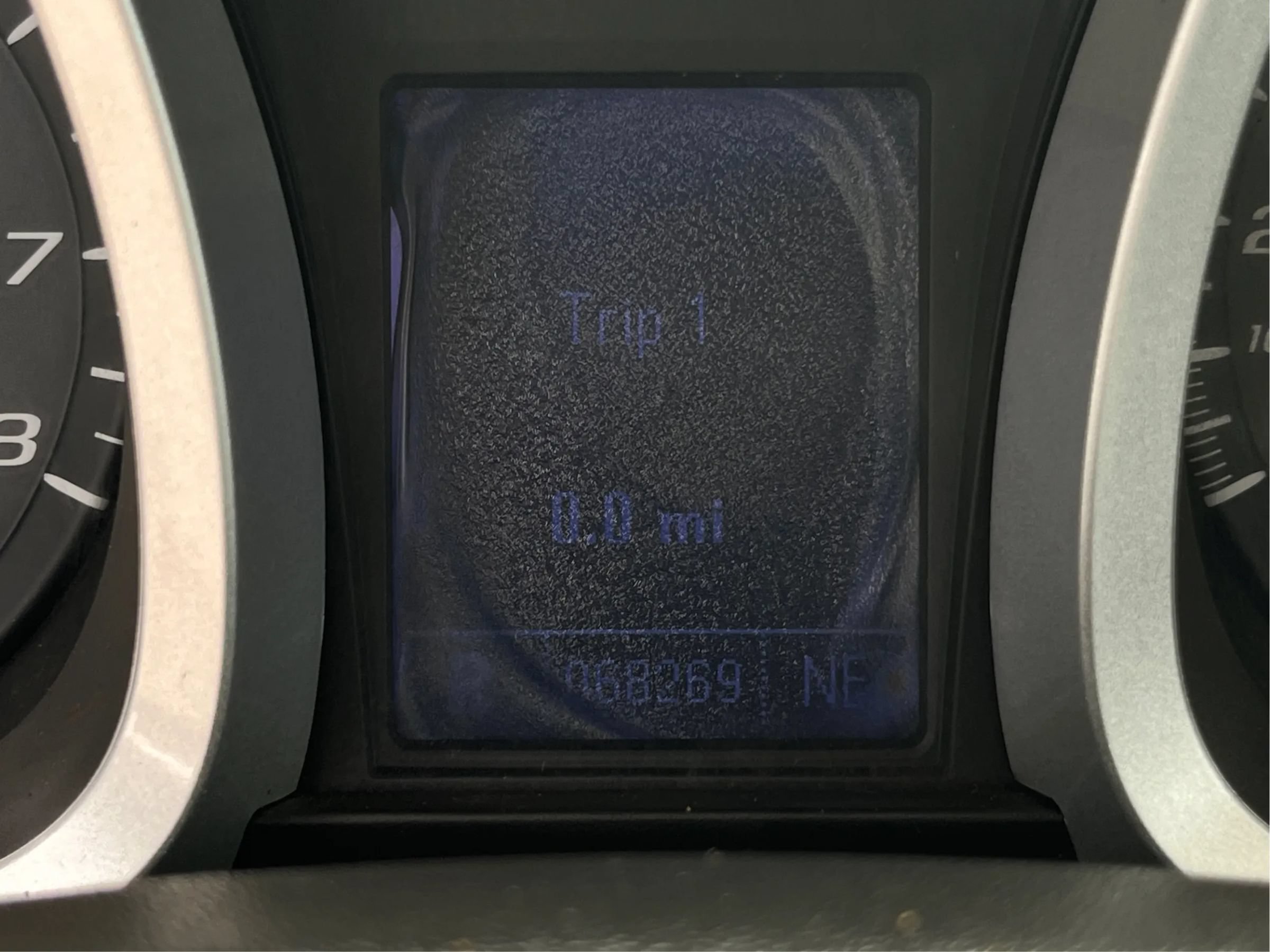 Used 2010 Chevrolet Equinox LT w/ Cargo Management Package FWD image 18