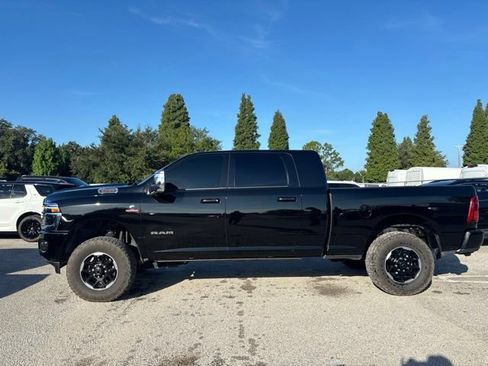 Used 2025 RAM 2500 Laramie w/ Towing Technology Group AWD/4WD image 8