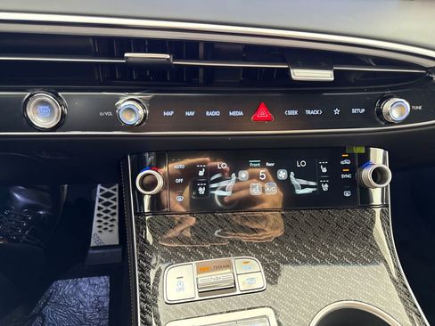 New 2026 Genesis GV70 3.5T Sport Prestige AWD/4WD image 20