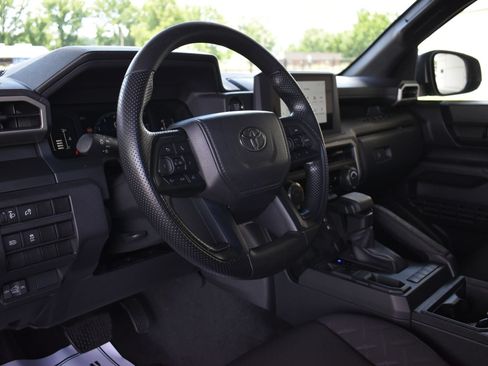Used 2025 Toyota Tacoma SR w/ Towing Package RWD image 16