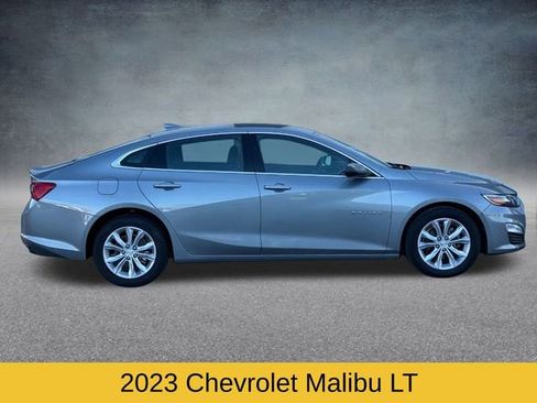 Used 2023 Chevrolet Malibu LT image 2