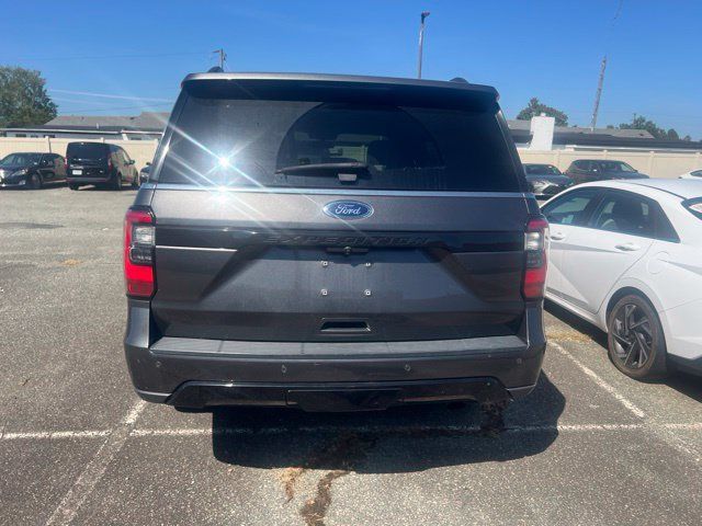 Used 2021 Ford Expedition Limited AWD/4WD image 6